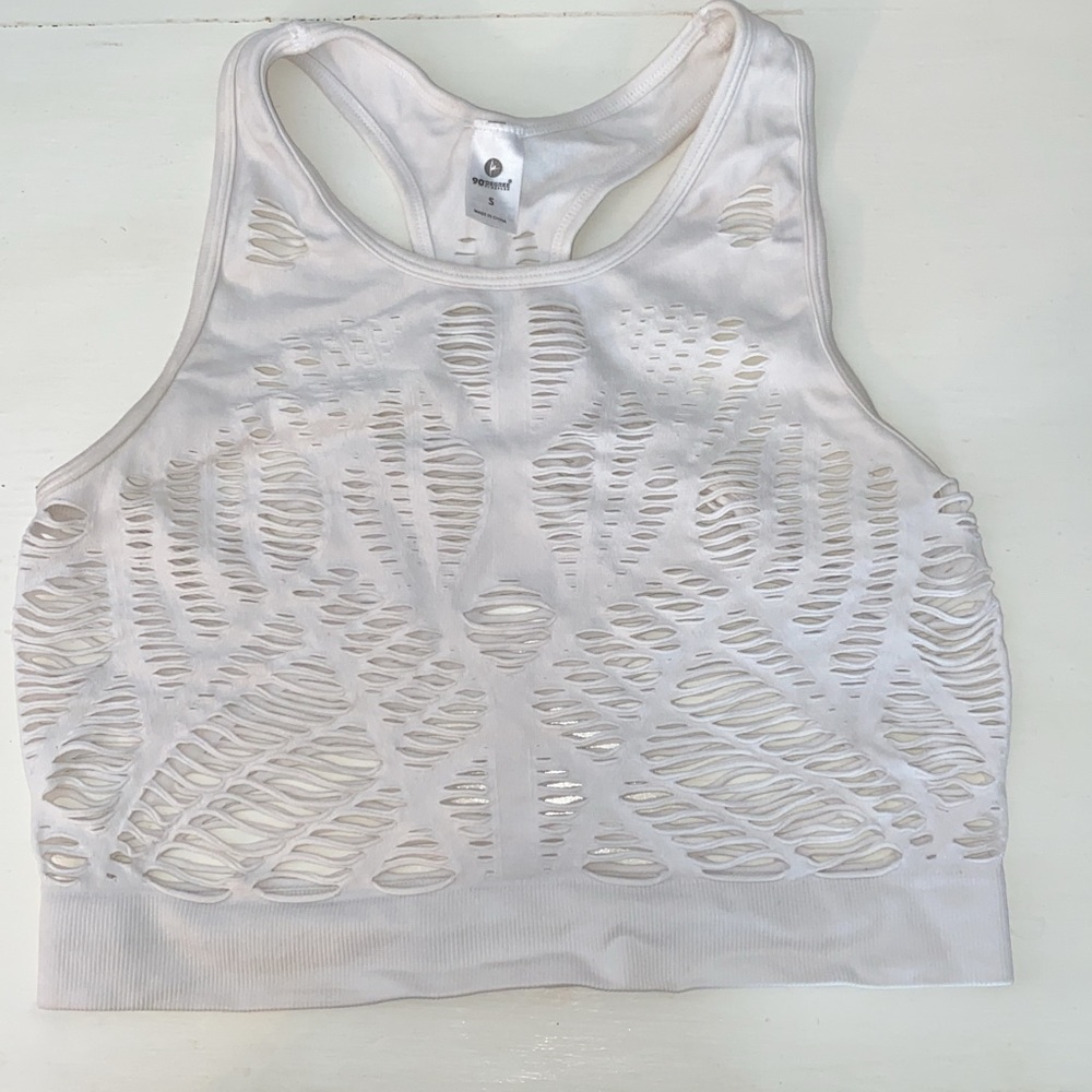 white workout top